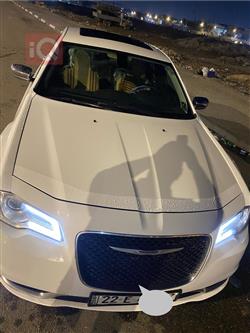 کرایسلەر 300